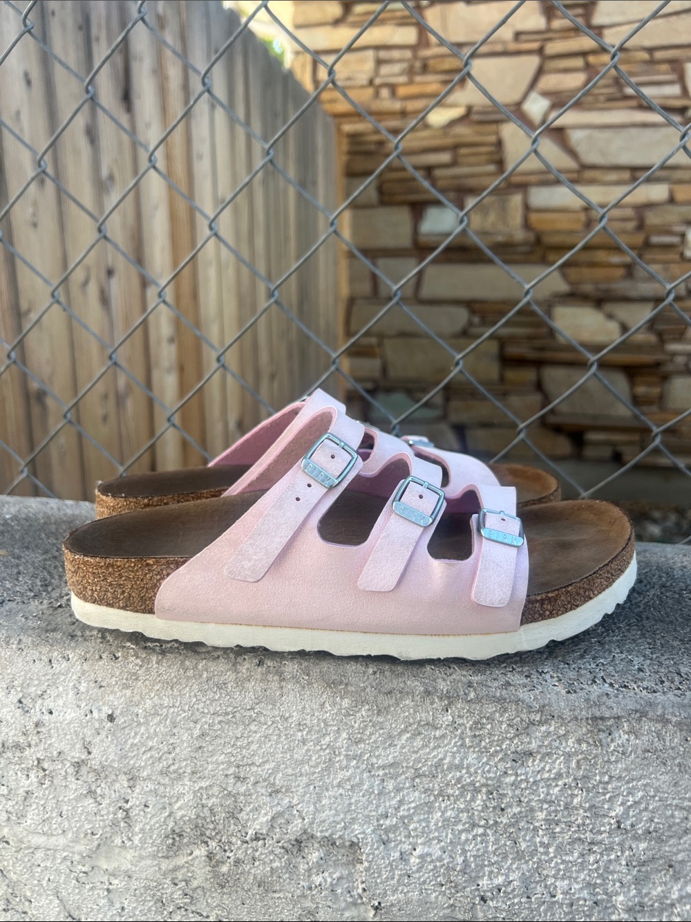 Birkenstock Woman’s Florida Birko Flor 3 strap sandal light pink size 37